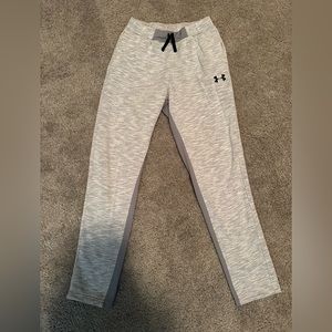 Under Armour boys youth large joggers